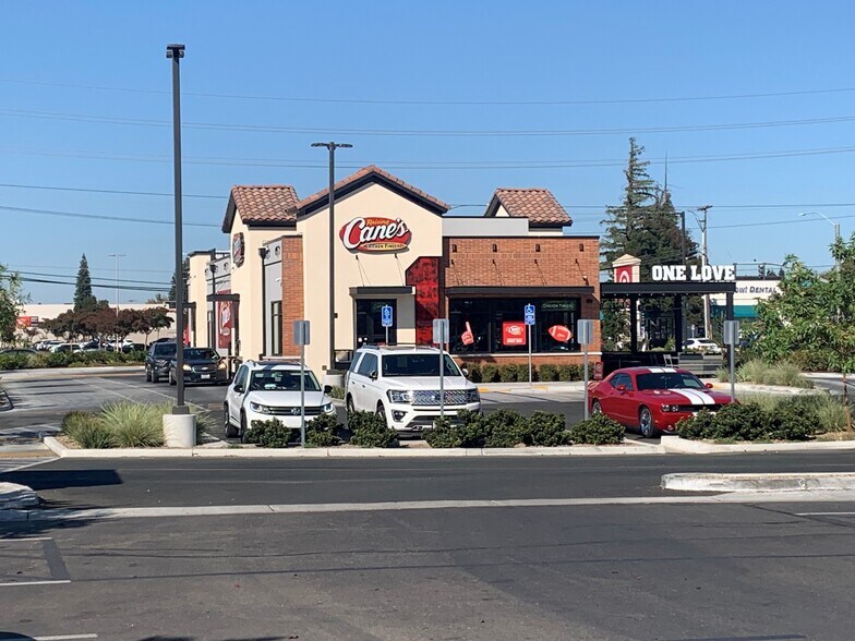 More Photos Of 2314 W Kettleman Ln, Lodi Unknown For Lease