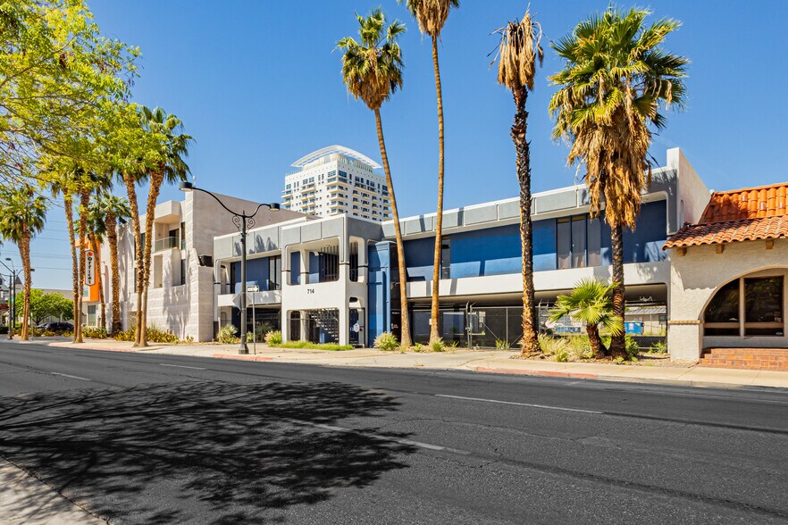 More Photos Of 714 S 4th St, Las Vegas Medical For Sale