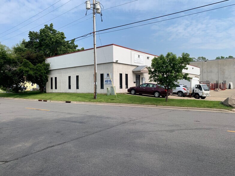 More Photos Of 4610 Femrite Dr, Madison Warehouse For Lease