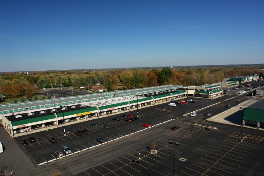 More Photos Of 5651-5841 Emporium Sq, Columbus Unknown For Lease