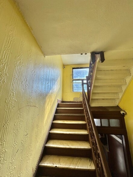 More Photos Of 1209 Elder Ave, Bronx Apartments For Sale