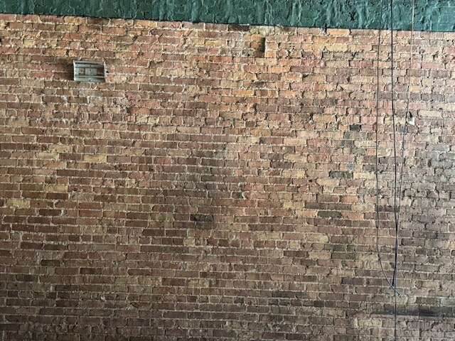 More Photos Of 15 N Court St, Crown Point Restaurant For Lease