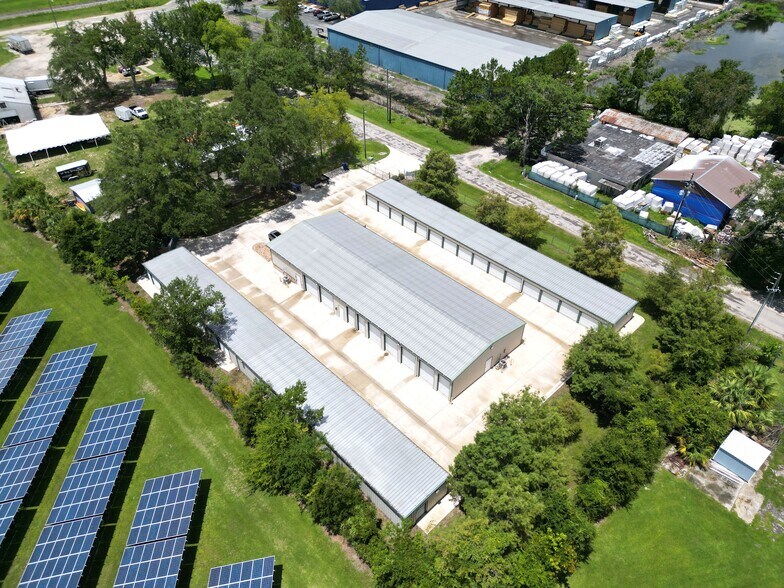 More Photos Of 1241 NW 50th Ave, Gainesville Self Storage For Sale