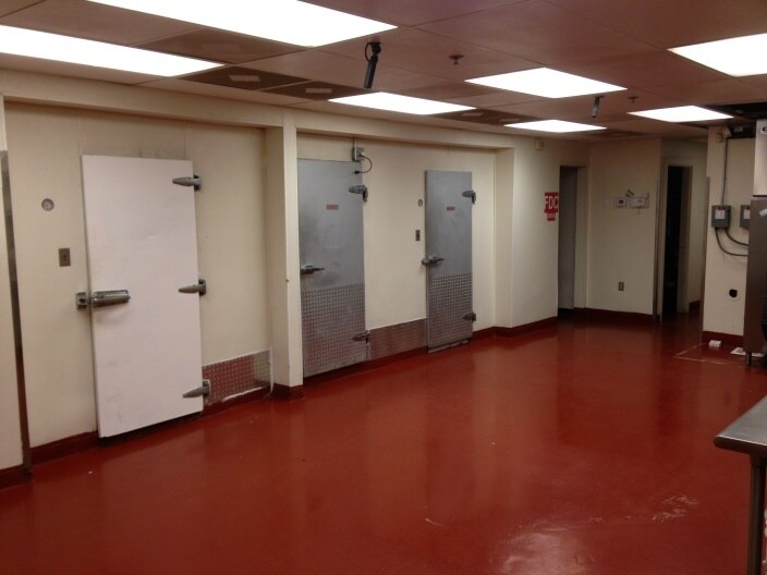 More Photos Of 7301 E Butherus Dr, Scottsdale Restaurant For Lease