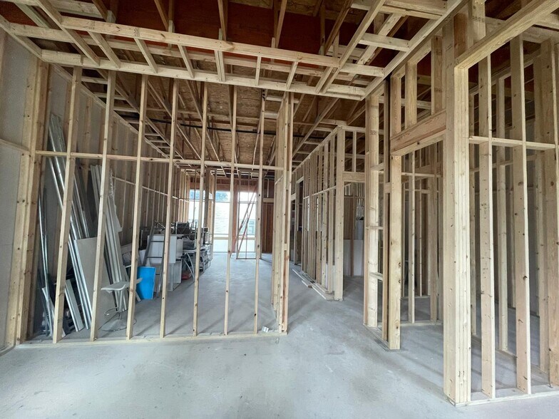 More Photos Of 23119 IH 10 W, San Antonio Office For Lease