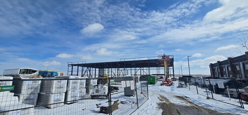 More Photos Of 12416 Barlow Trl NE, Calgary Industrial For Sale