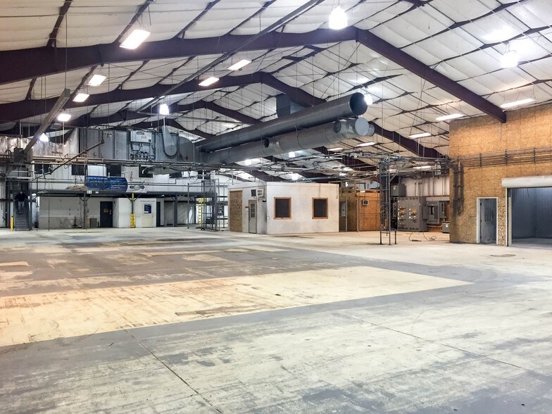 More Photos Of 2 Flint Mine Rd, Coxsackie Manufacturing For Sale