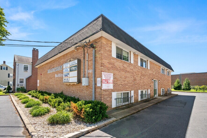 More Photos Of 2561 Yardville Hamilton Squ Rd, Hamilton Square Office For Sale