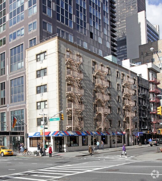 More Photos Of 348 E 49th St, New York Apartments For Lease