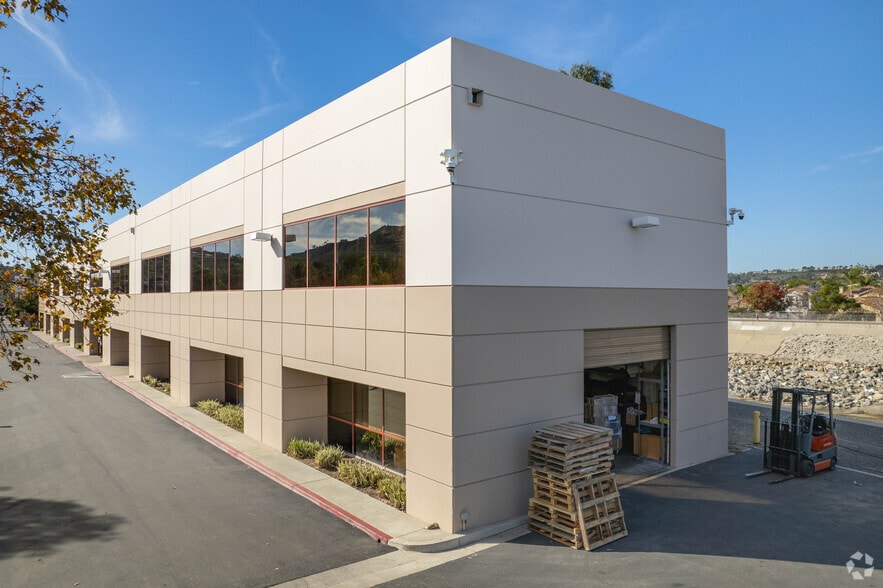 More Photos Of 32701-32707 Calle Perfecto, San Juan Capistrano Warehouse For Lease