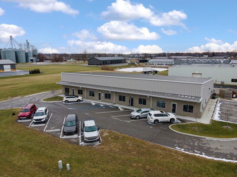 More Photos Of 1551 Amy Ln, Franklin Distribution For Lease