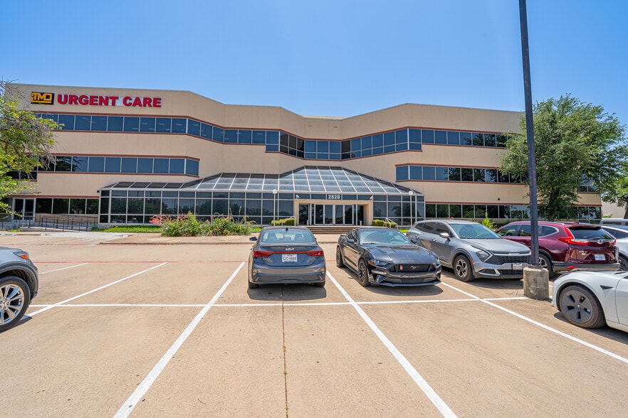 More Photos Of 2828 E Trinity Mills Rd, Carrollton Medical For Sale
