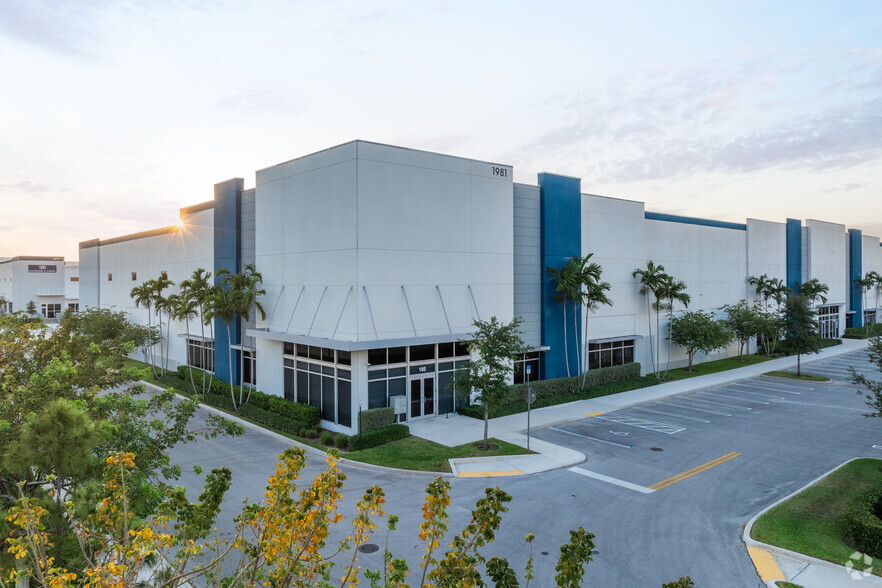 Primary Photo Of 1981 N Powerline Rd, Pompano Beach Warehouse For Lease