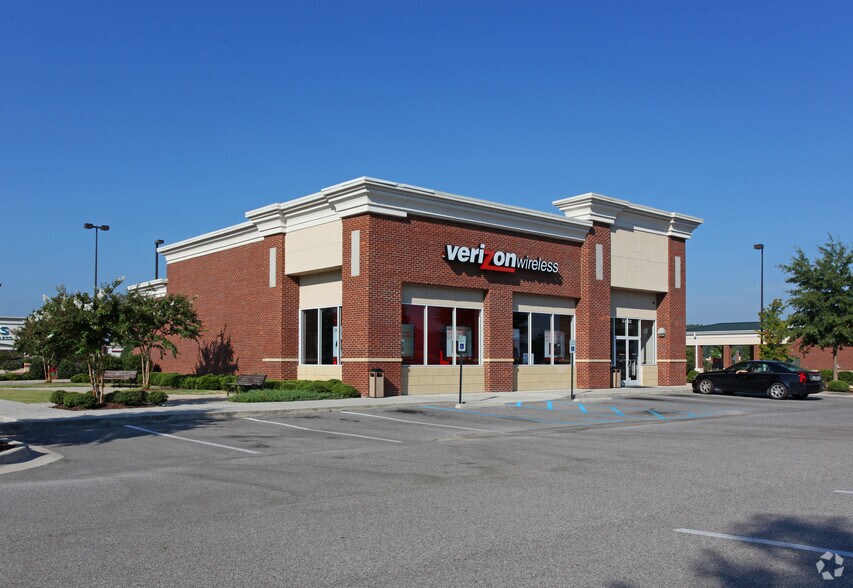 More Photos Of 2750 Carl T Jones Dr SE, Huntsville Unknown For Lease