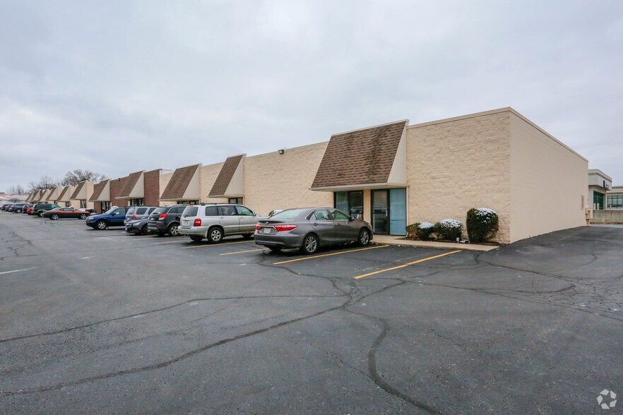 More Photos Of 651-691 Congress Park Dr, Washington Township Research And Development For Lease