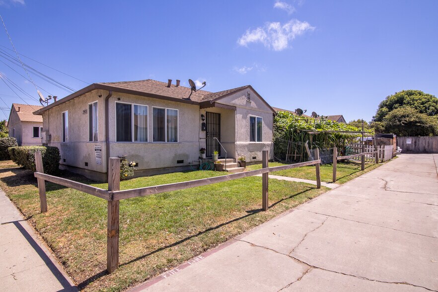 More Photos Of 390 Towt St, Salinas Apartments For Sale