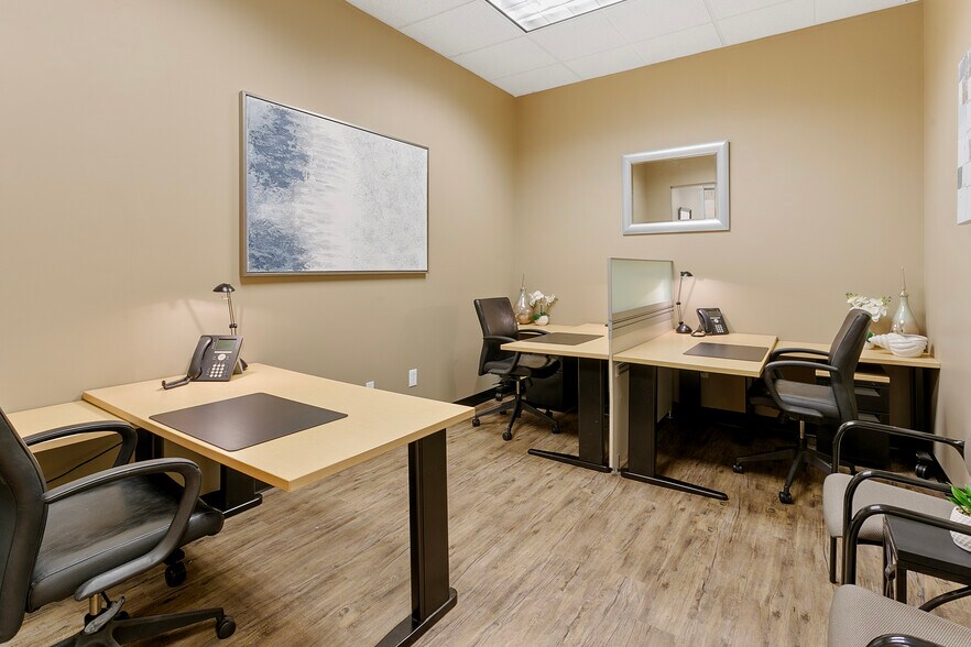 More Photos Of 9375 E Shea Blvd, Scottsdale Coworking Space