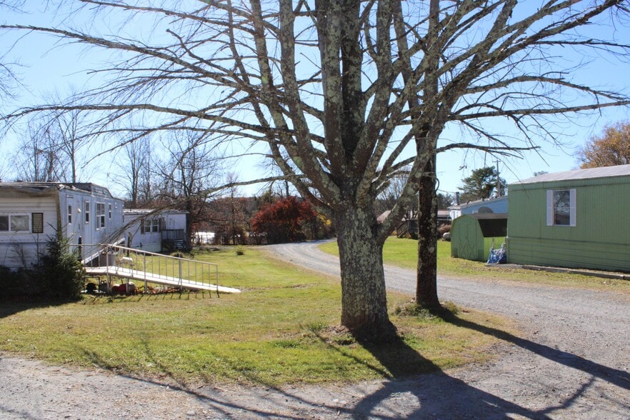 More Photos Of 7945 NY-52, Narrowsburg Manufactured Housing Mobile Home Park For Sale