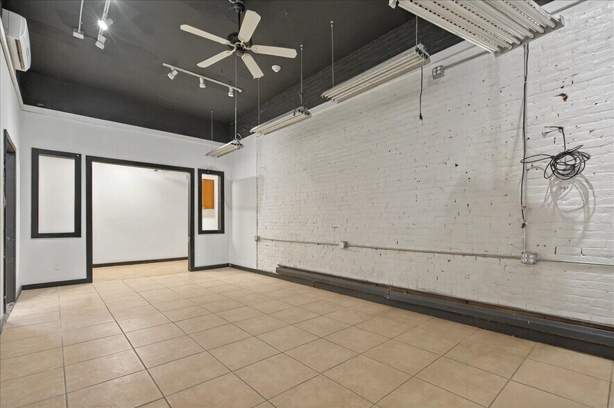 More Photos Of 80 W Circular St, Saratoga Springs Storefront For Lease