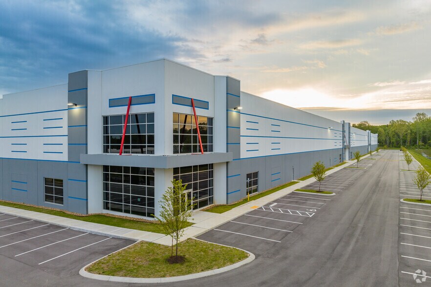 Primary Photo Of 121 Airpark Ctr E, Nashville Unknown For Lease