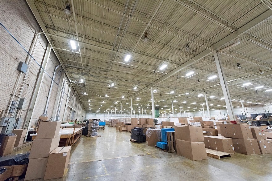More Photos Of 2525 Monroe Blvd, Norristown Distribution For Lease