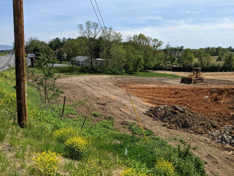 More Photos Of 2557 E Market St, Harrisonburg Land For Sale