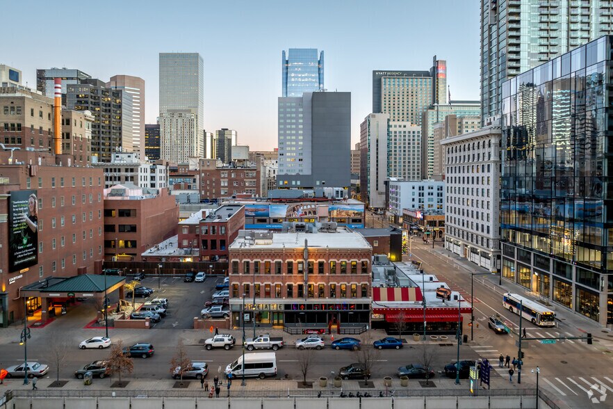 More Photos Of 1512 Curtis St, Denver Coworking Space