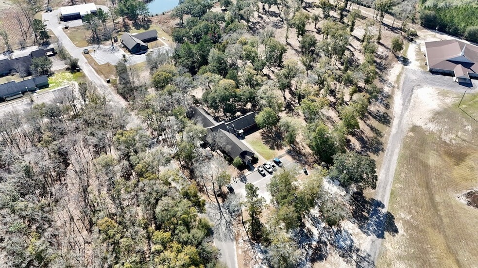 More Photos Of 100 W Lake Professional Park, Geneva Assisted Living For Sale