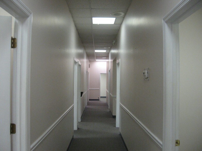 More Photos Of 2930 Heritage Pl, Milledgeville Office For Lease