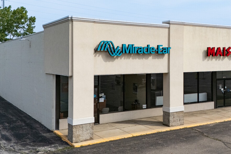 More Photos Of 1950 Pipestone Rd, Benton Harbor Unknown For Lease