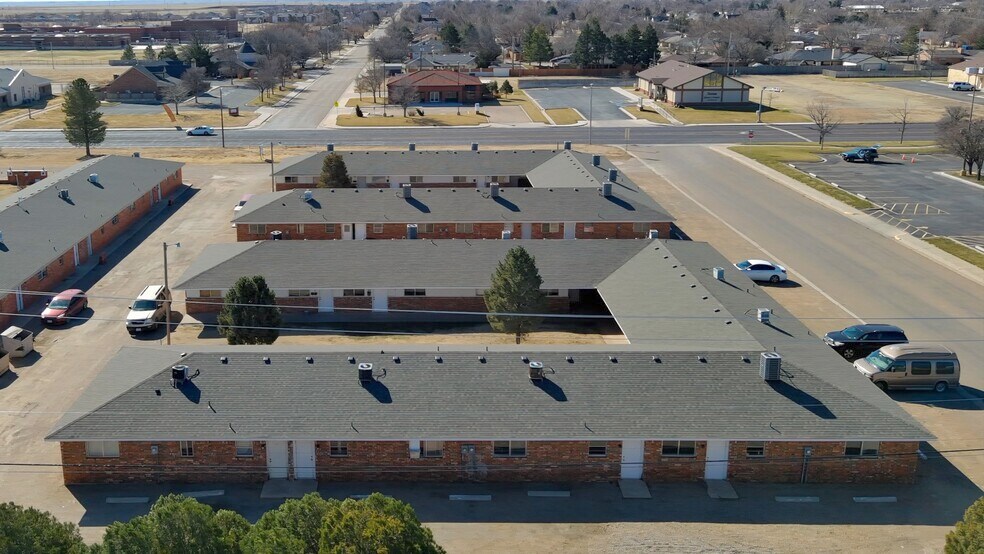 More Photos Of 1725 E 1st St, Dumas Multifamily For Sale