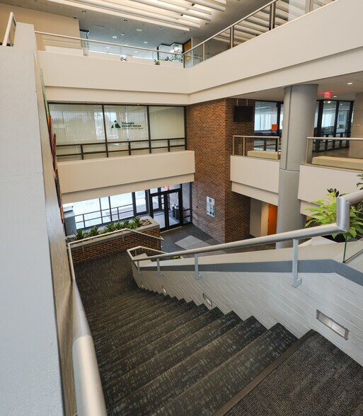 More Photos Of 30 Temple St, Nashua Office For Lease