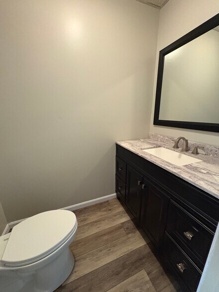 More Photos Of 4466 Darrow Rd, Stow Office For Sale