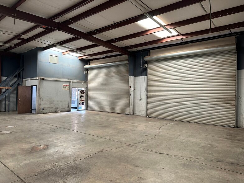 More Photos Of 9345 Jellico St, Hesperia Auto Repair For Lease