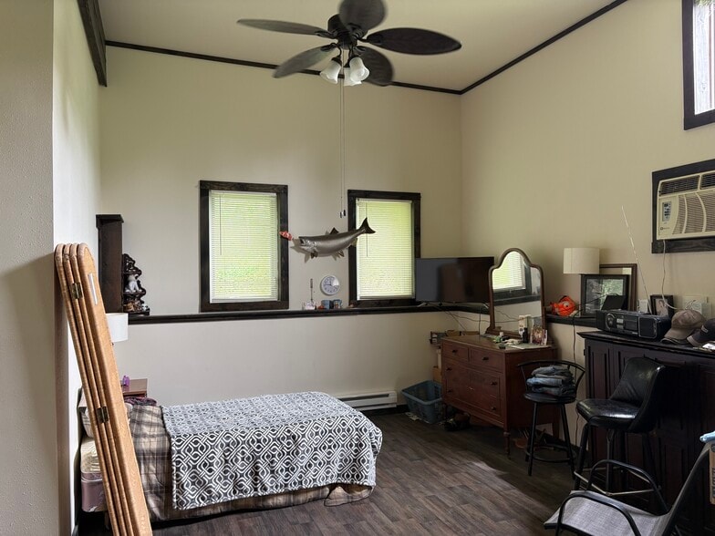More Photos Of 15 W Redwing St, Duluth Office Residential For Sale