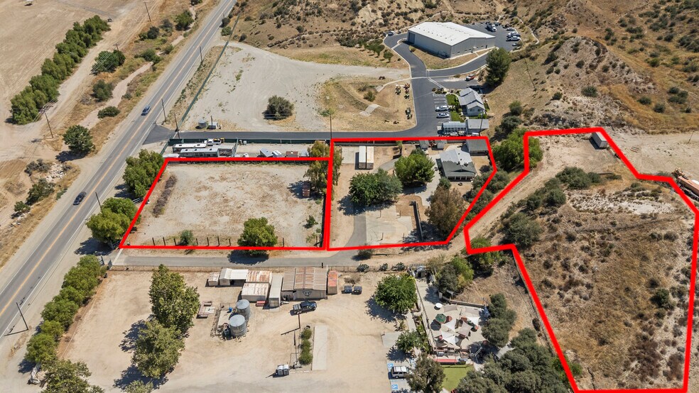More Photos Of 16166 Sierra Hwy, Santa Clarita Land For Lease