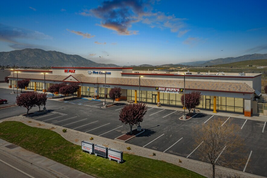 Primary Photo Of 1001 W Tehachapi Blvd, Tehachapi Unknown For Lease
