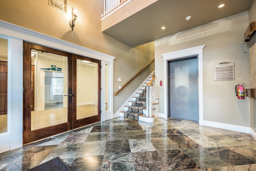 More Photos Of 839 E Winding Creek Dr, Eagle Office For Lease