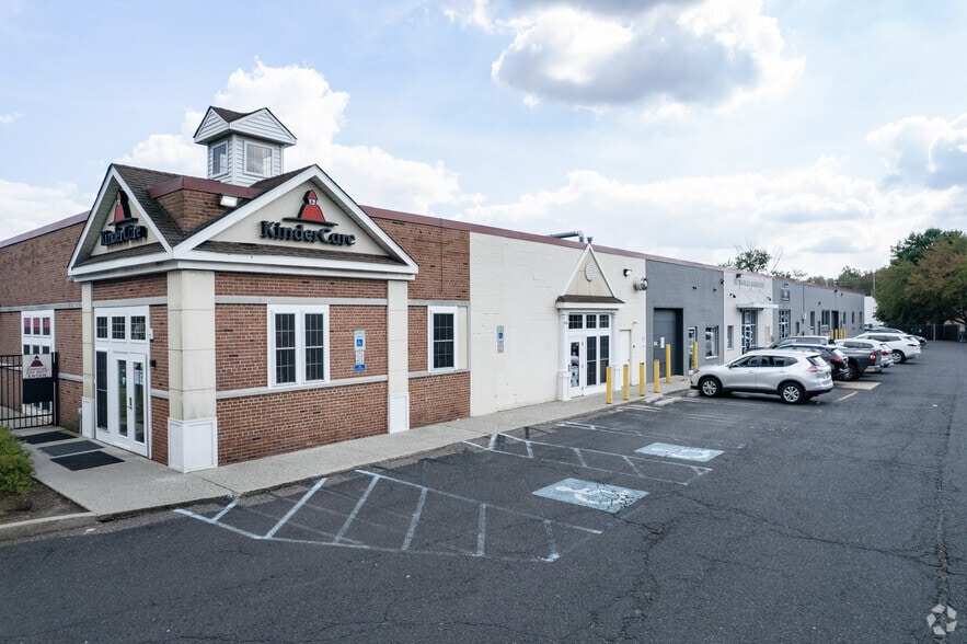 Primary Photo Of 407-411 Sette Dr, Paramus General Retail For Lease