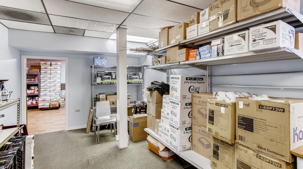 More Photos Of 2 S Main St, Elburn Storefront Retail Residential For Sale