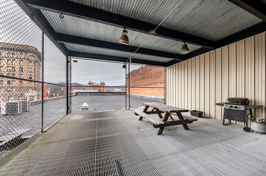 More Photos Of 347 W Main St, Clarksburg Office For Sale