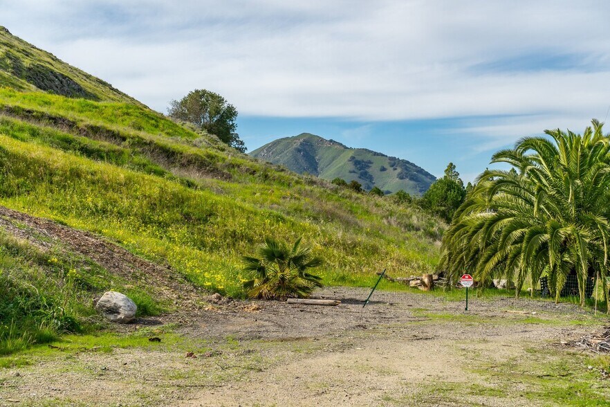 More Photos Of 3281 Rockview Pl, San Luis Obispo Apartments For Sale