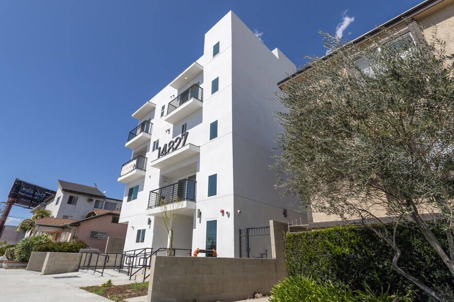 More Photos Of 14827 W Victory Blvd, Van Nuys Apartments For Sale