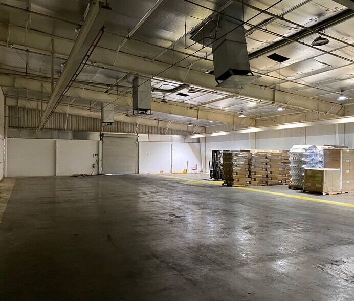 More Photos Of 4381 N Brawley Ave, Fresno Warehouse For Lease