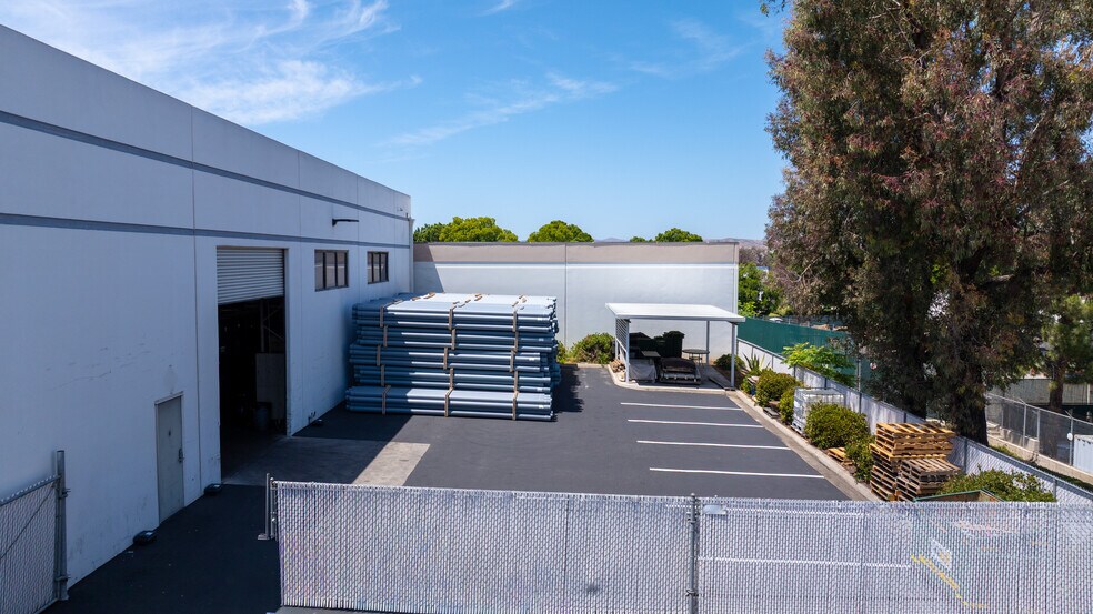 More Photos Of 372 N Smith St, Corona Manufacturing For Sale