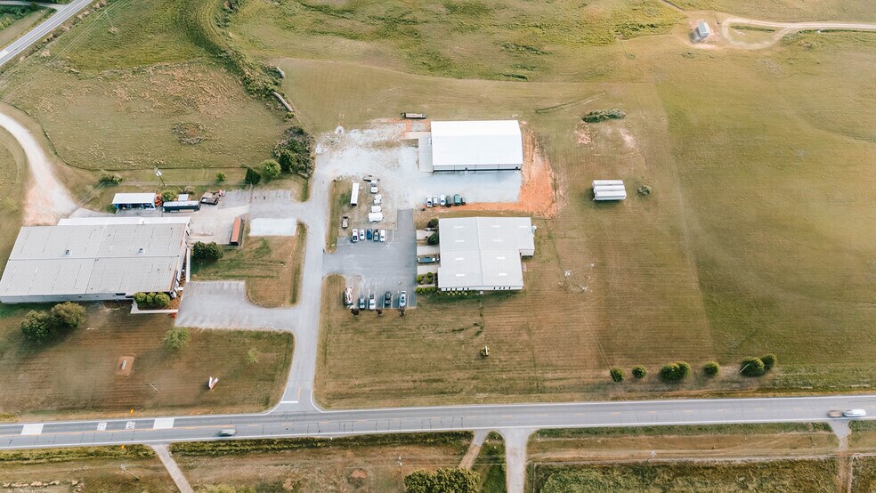 More Photos Of 4900 Highway 98 E, Comer Warehouse For Sale