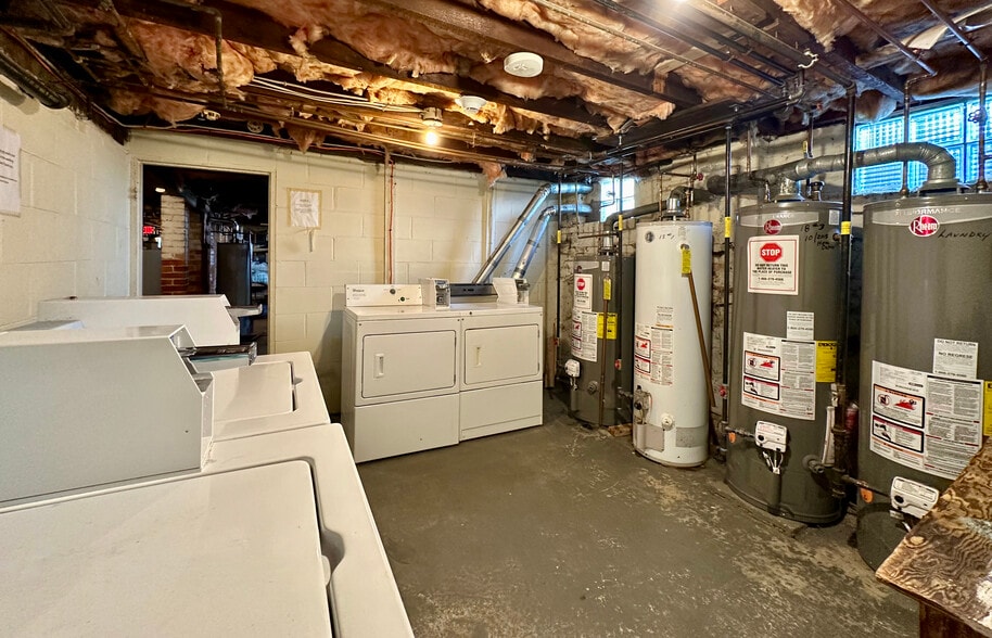 More Photos Of 18 Orchard St, Northampton Apartments For Sale
