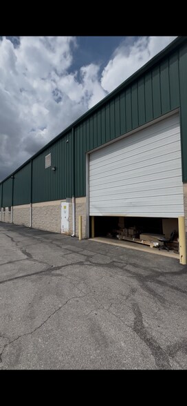 More Photos Of 7156 Sulier Dr, Temperance Manufacturing For Sale