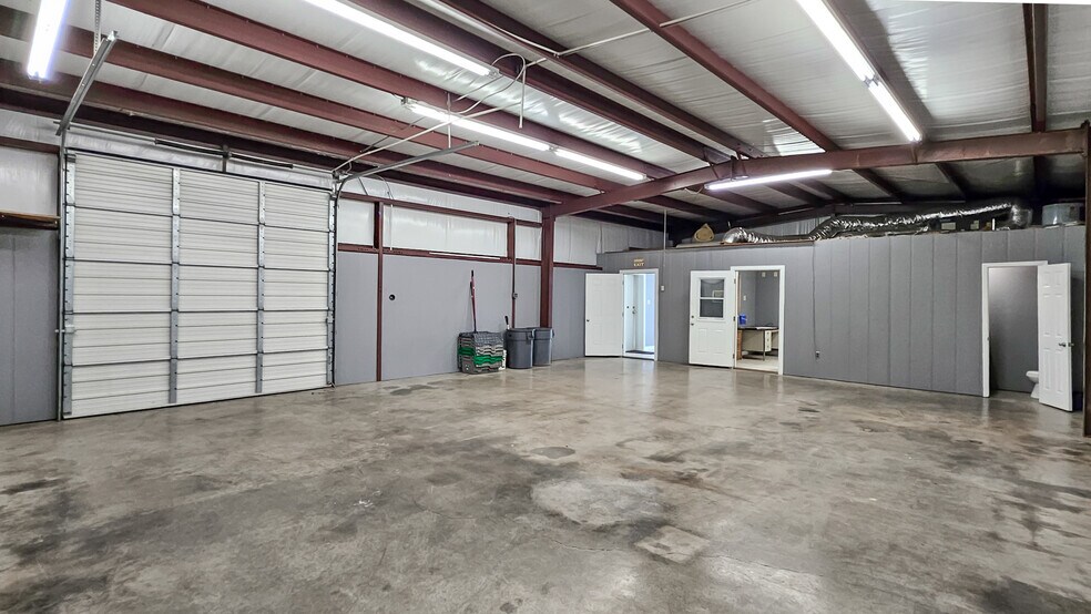 More Photos Of 14405 US Highway 72, Athens Warehouse For Sale