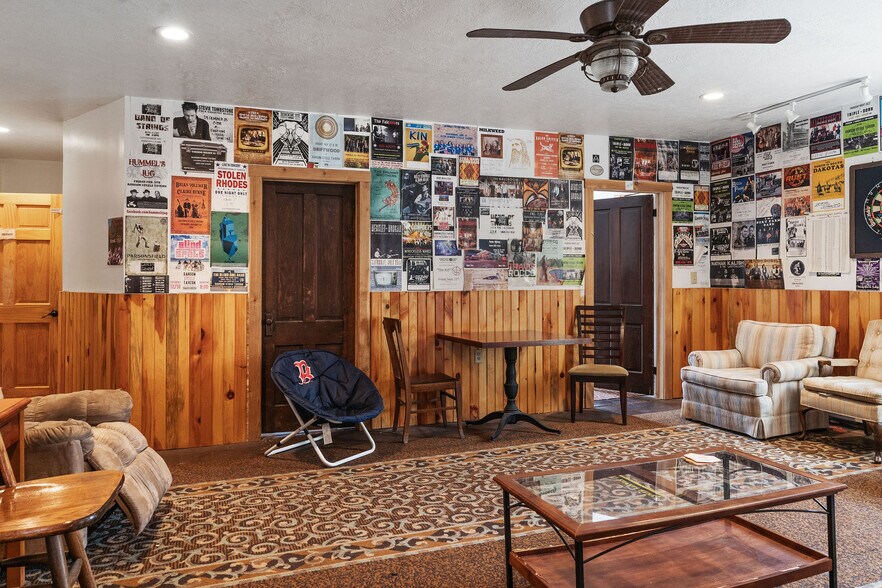 More Photos Of 552 Main St, Apalachin General Retail For Sale